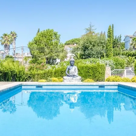 Sleeps 9 Pool Wifi *