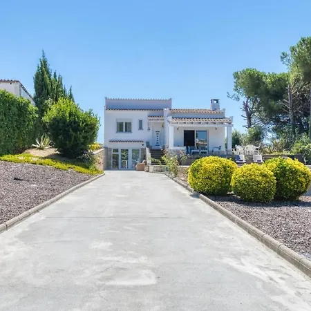 Sleeps 9 Pool Wifi Villa Lloret de Mar